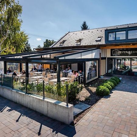 Guba Vendeghaz Bed and Breakfast Győrújbarát Buitenkant foto