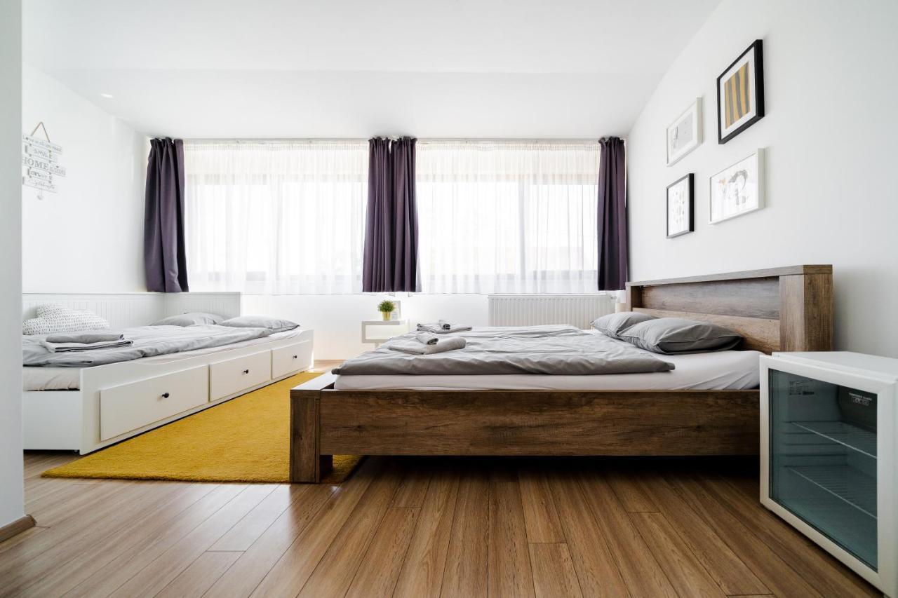 Guba Vendeghaz Bed and Breakfast Győrújbarát Buitenkant foto